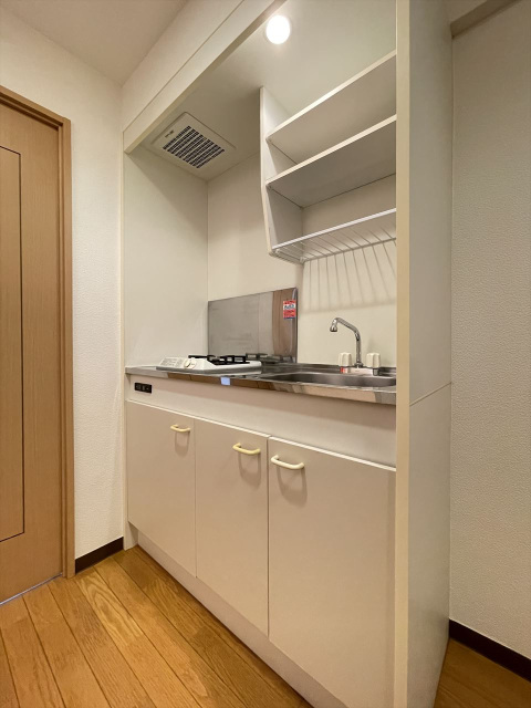 キッチン　※別部屋参考写真
