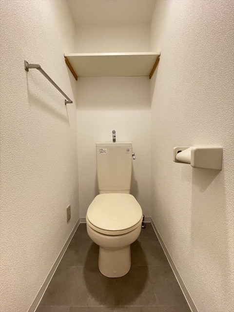 トイレ　※別部屋参考写真