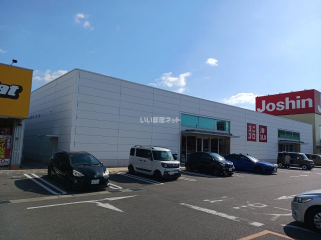 ショッピングセンター　ユニクロ明石店（ショッピングセンター）まで382m