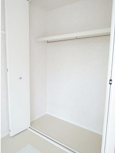 収納　【シャープなデザインが印象的な洗練の住まい♪】オススメ物件で