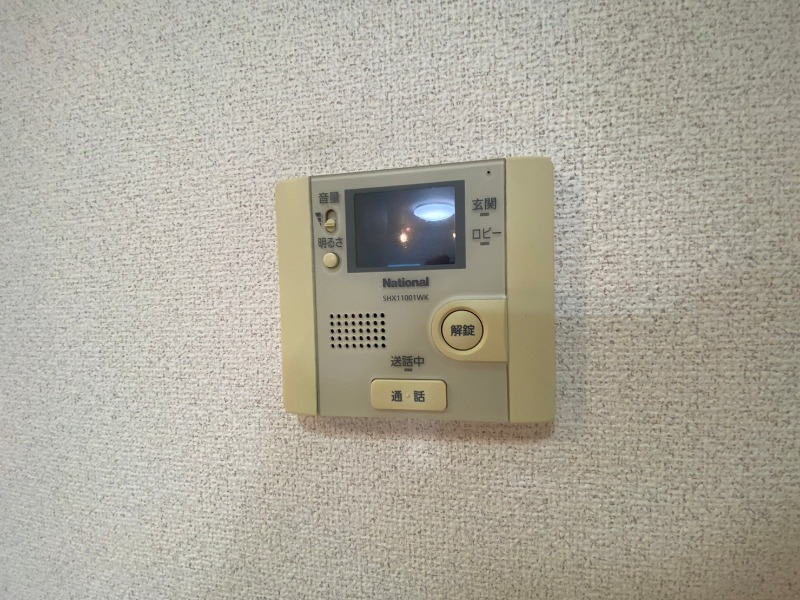 セキュリティ　インターホンで来客確認ができます。安心ですね。