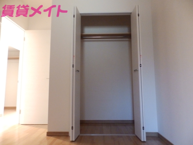 収納　同物件別部屋参考写真です。