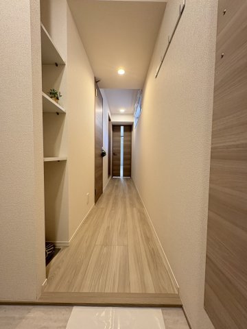 ル トレフルの玄関写真