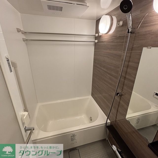 バス・シャワールーム　※写真は同タイプ住戸です。