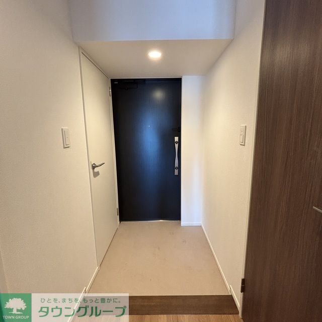 玄関　※写真は同タイプ住戸です。