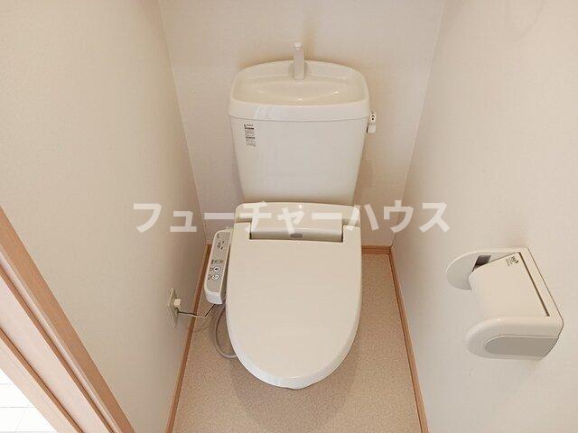 トイレ　落ち着いたトイレです
