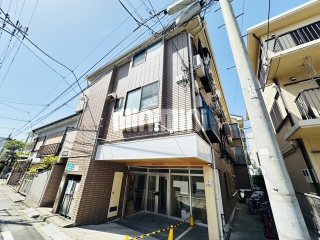 建物外観　落ちついた色合いの外観