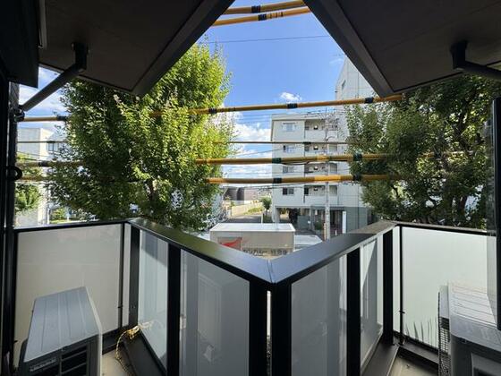 眺望　木々の緑が季節の移ろいを感じさせてくれます
