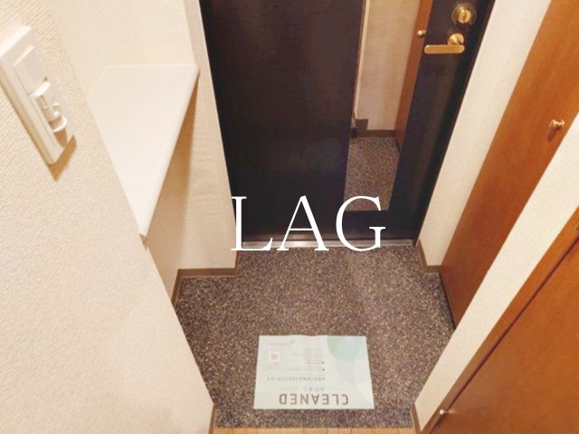 玄関　玄関です。