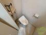 トイレ　こちらはトイレです。清潔感があり、安心して使用できます。