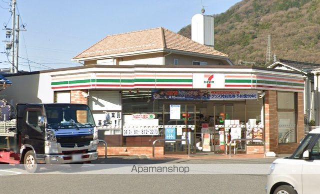 コンビニ　セブンイレブン（コンビニ）まで3374m
