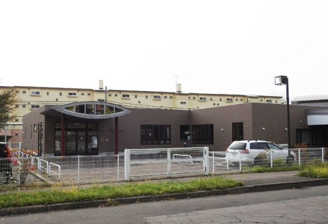 幼稚園・保育園　中島保育所（幼稚園・保育園）まで421m