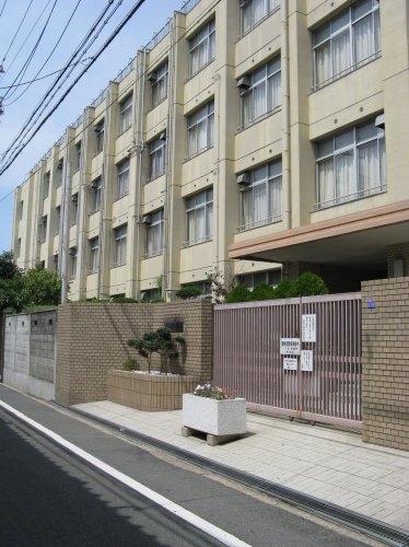小学校　海老江西小学校（小学校）まで667m