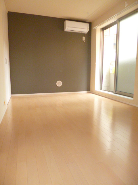 居室・リビング　★洋室8帖★