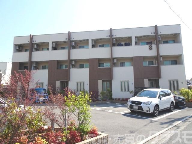 建物外観　住環境良好です♪