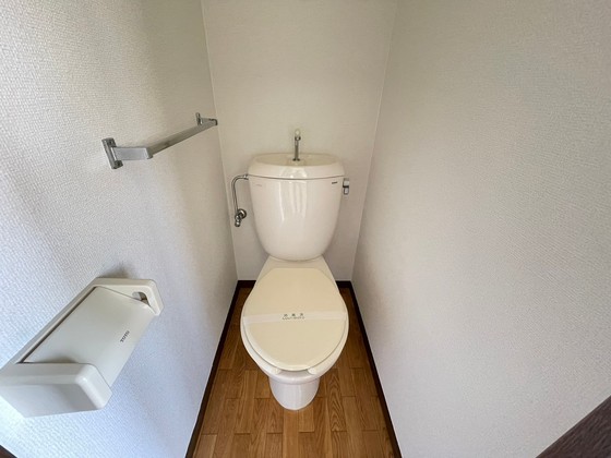 トイレ　※別部屋の写真です