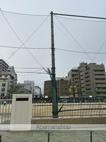 小学校　中津小学校（小学校）まで887m