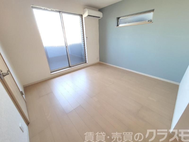 居室・リビング　明るいお部屋です♪