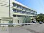 中学校　神戸市立雲雀丘中学校（中学校）まで1128m
