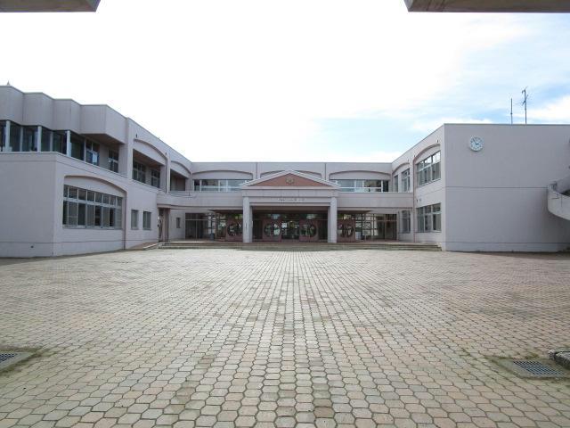 小学校　音更町立下音更小学校（小学校）まで627m