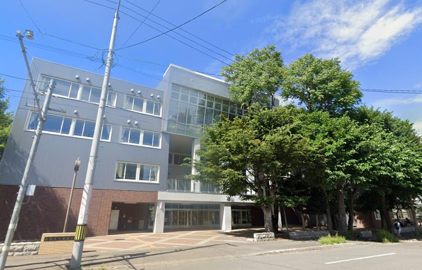 小学校　札幌市立桑園小学校（小学校）まで1476m