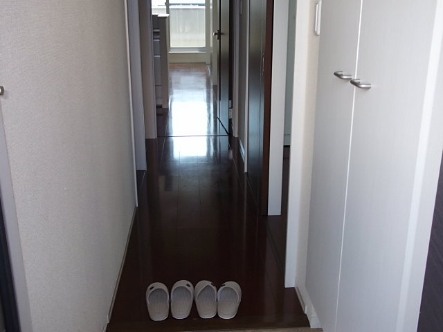 玄関　『ルミエール』