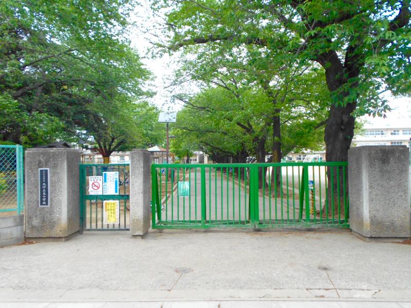 小学校　大砂土東小学校（小学校）まで476m