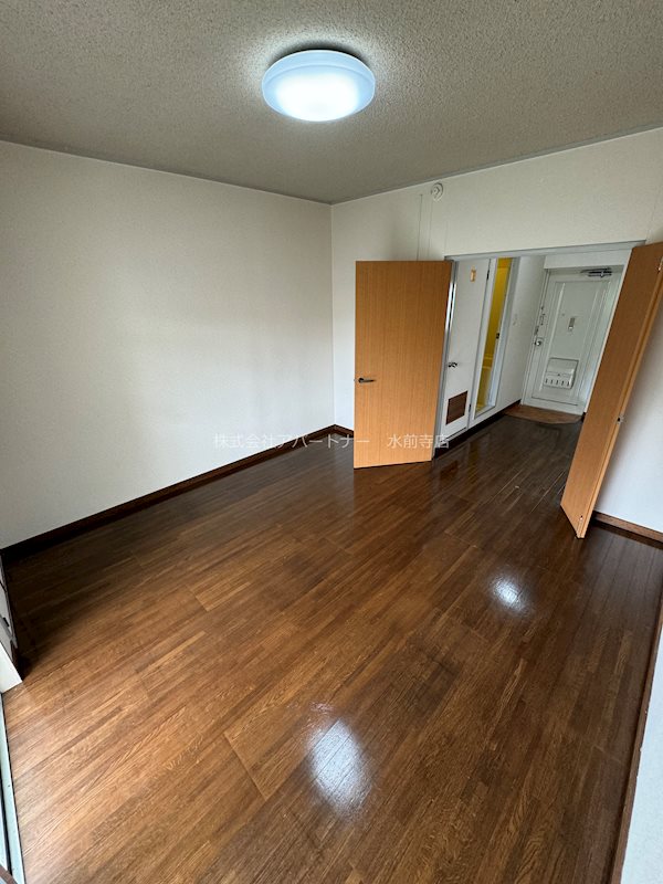 その他部屋・スペース　8帖の洋室です！