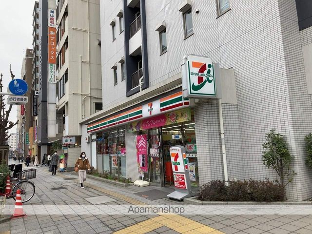 コンビニ　セブンイレブン（コンビニ）まで386m