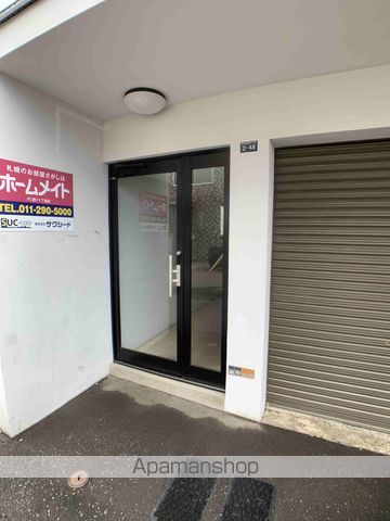 エントランス　エントランス