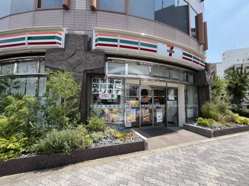 コンビニ　セブン-イレブン 大阪西中島2丁目店（コンビニ）まで200m