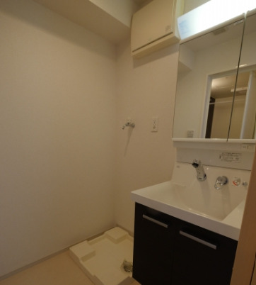 洗面設備　別部屋の画像を使用しております。