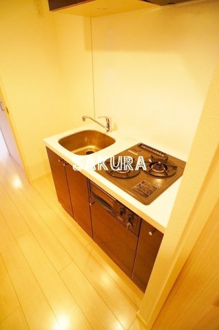 キッチン　広々使える快適な調理スペースです♪