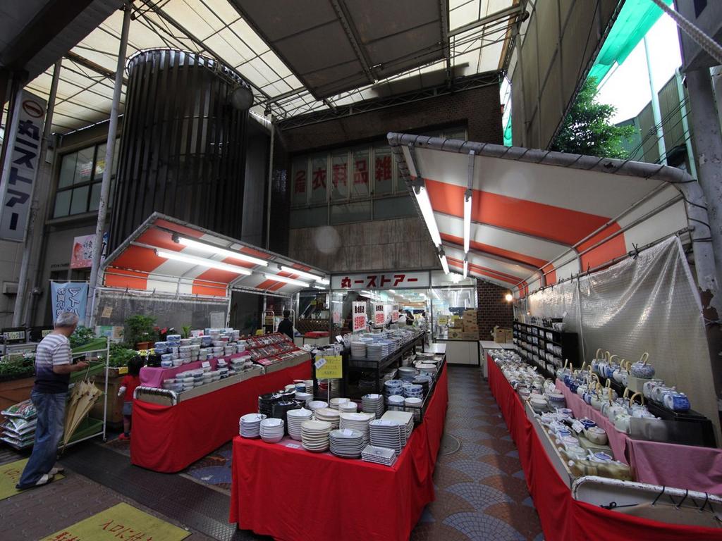 スーパー　丸一ストアー円頓寺店 (スーパー)（スーパー）まで480m