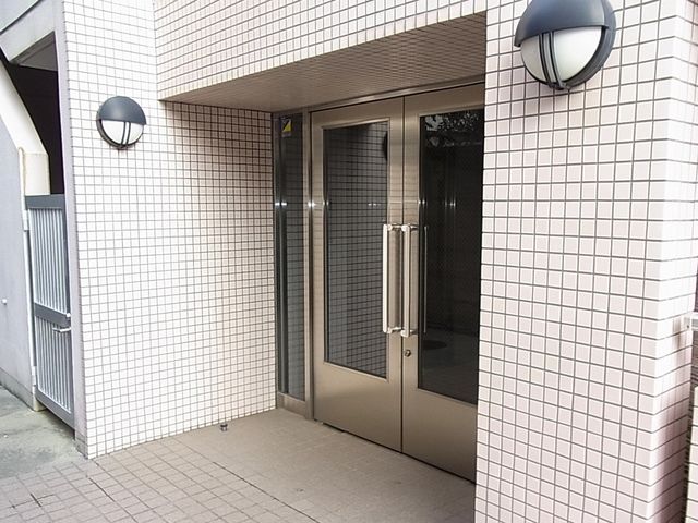 エントランス　落ち着きのあるエントランス周辺