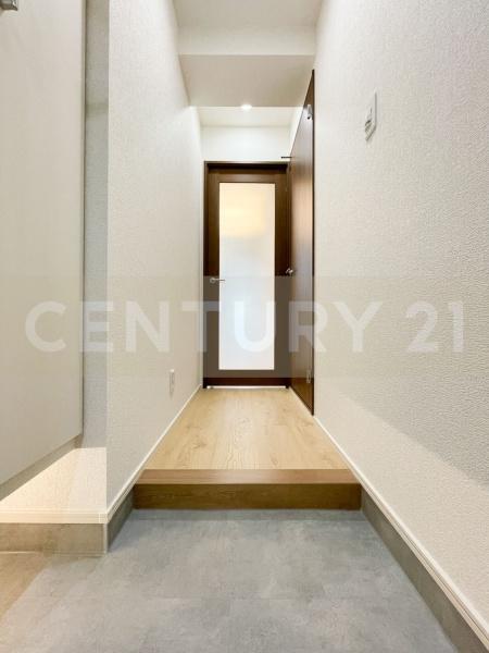 玄関　※他のお部屋の写真です。