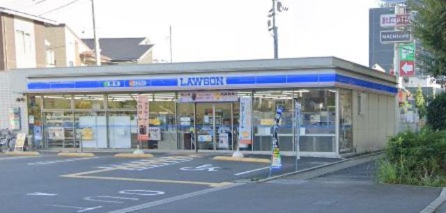 コンビニ　ローソン川口新郷店（コンビニ）まで943m