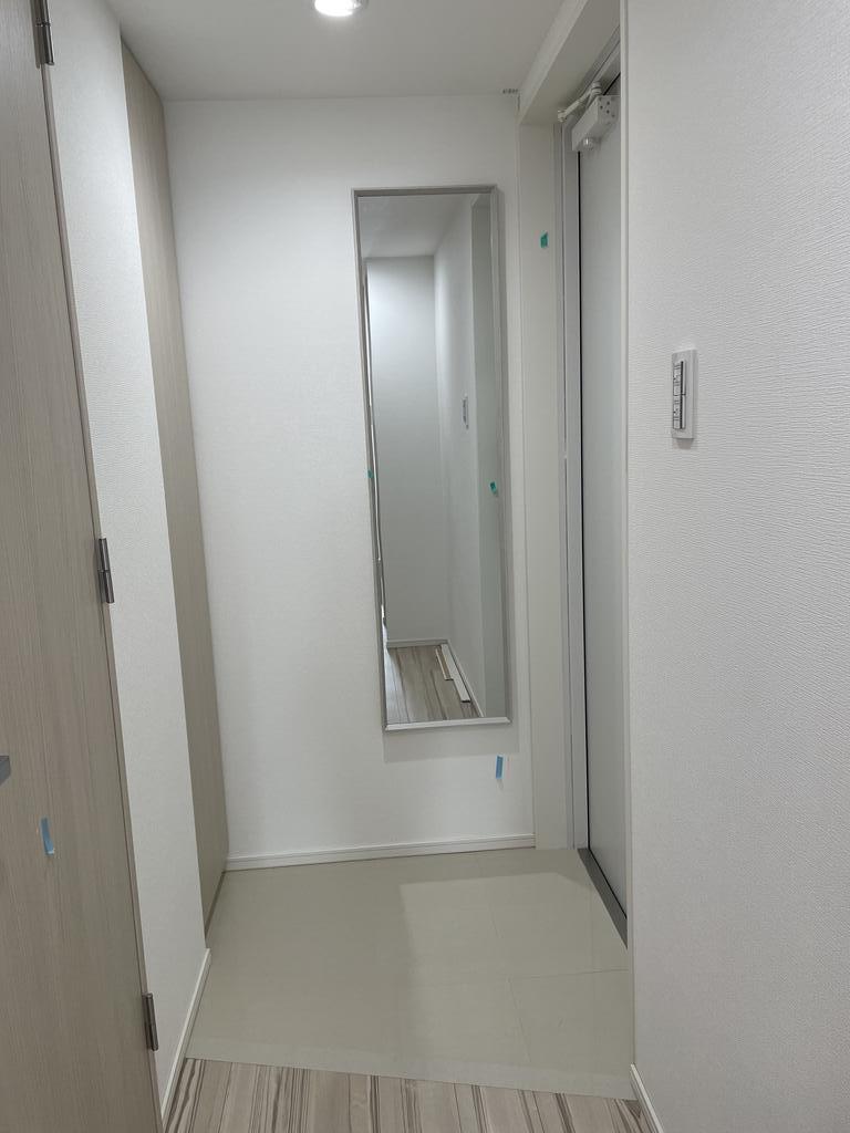 玄関　※別部屋の写真です。