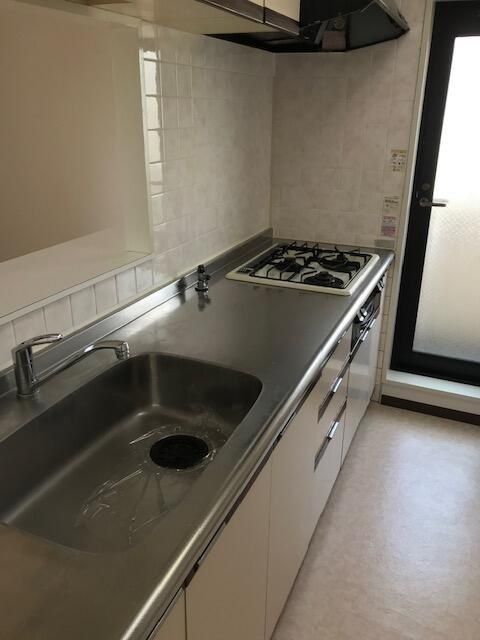 キッチン　※別タイプ間取り設備施工例　現況優先
