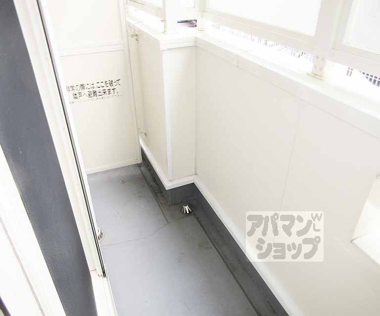 バルコニー　風通し・