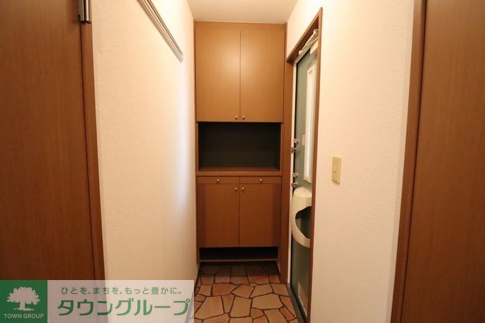 玄関　お問合せはタウンハウジングまで！※現地待合わせ相談可能