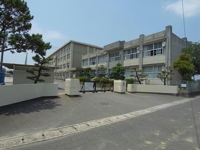 中学校　岐阜市立境川中学校（中学校）まで1571m