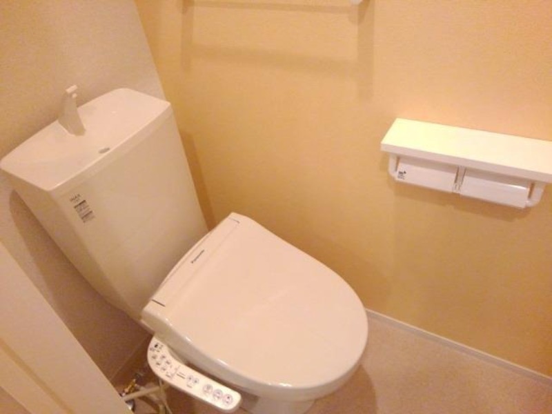 トイレ　図面と現状に相違がある場合には現状を優先