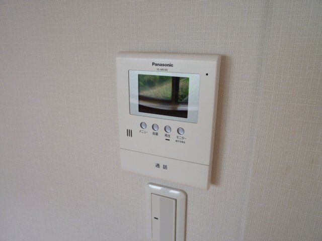 セキュリティ　ＴＶモニター付きインターホンです。