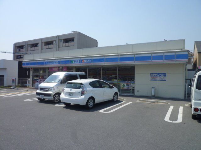コンビニ　ローソン東大阪花園東町店（コンビニ）まで728m