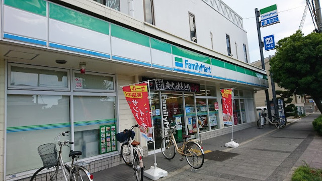 コンビニ　ファミリーマート西宮瓦木店（コンビニ）まで329m