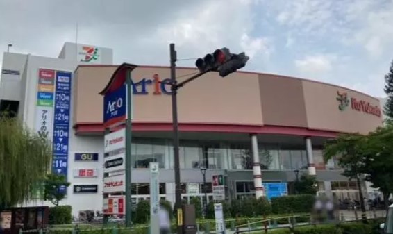 スーパー　イトーヨーカドー アリオ西新井店（スーパー）まで727m