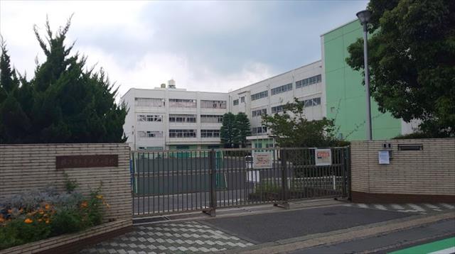 小学校　横浜市立東汲沢小学校（小学校）まで759m