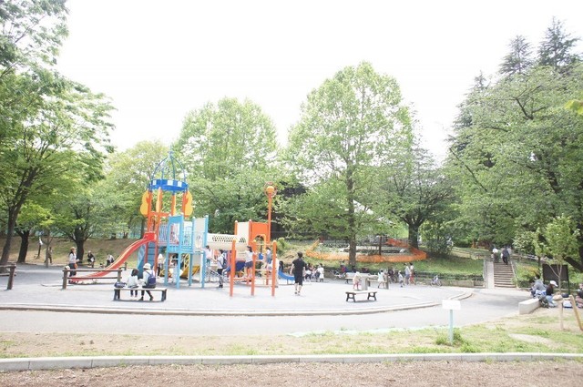 公園　美しが丘公園（公園）まで360m