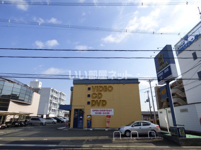 レンタルビデオ　TSUTAYA 友岡店（レンタルビデオ）まで283m